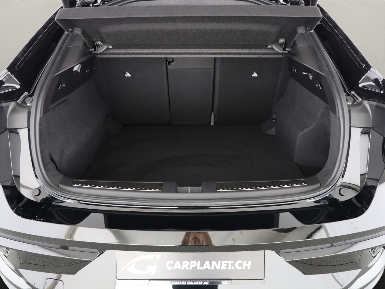 RENAULT Rafale 1.2 E-Tech Plug-in Atelier Alpine-image-8