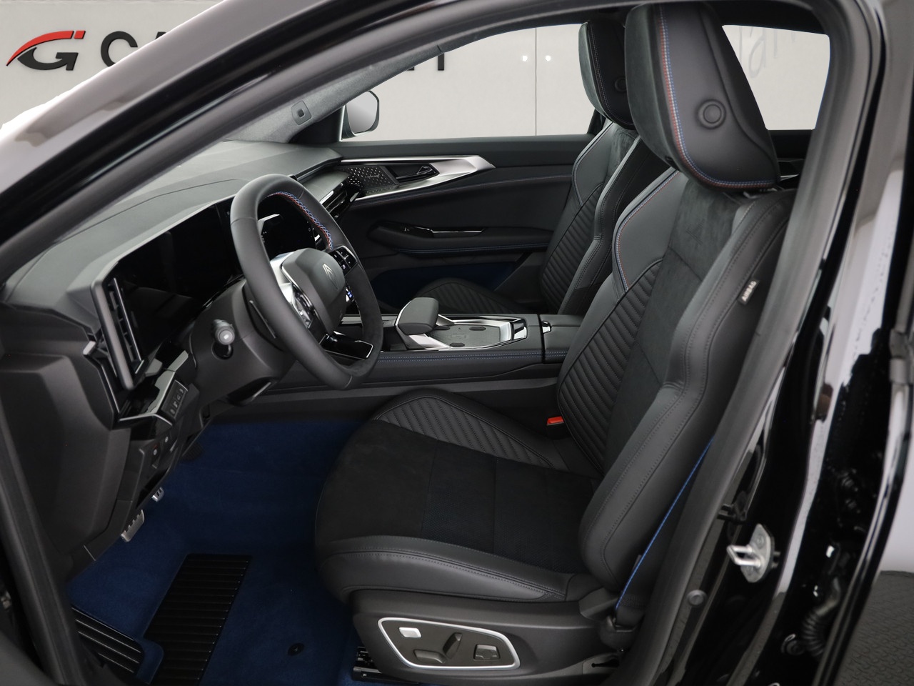 RENAULT Rafale 1.2 E-Tech Plug-in Atelier Alpine-image-5