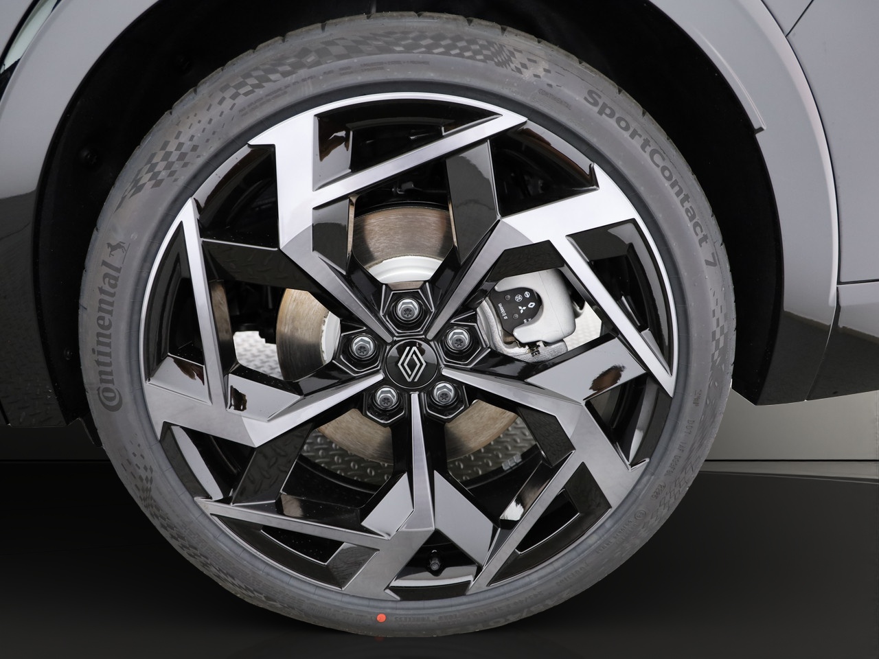 RENAULT Rafale 1.2 E-Tech Plug-in Atelier Alpine-image-3