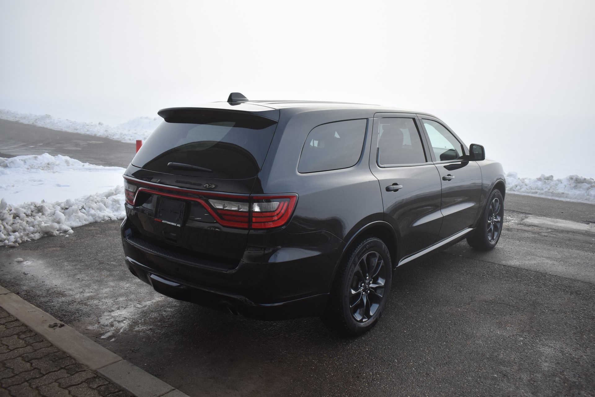 DODGE Durango R/T Plus-image-3