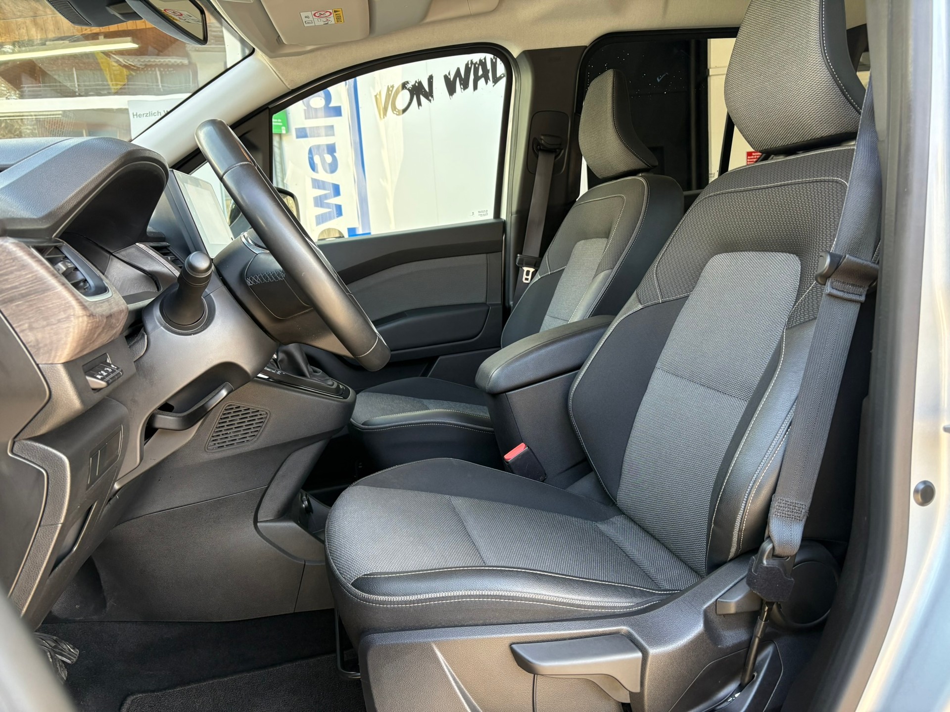 RENAULT Kangoo 1.3 TCe 130Tech. A-image-6
