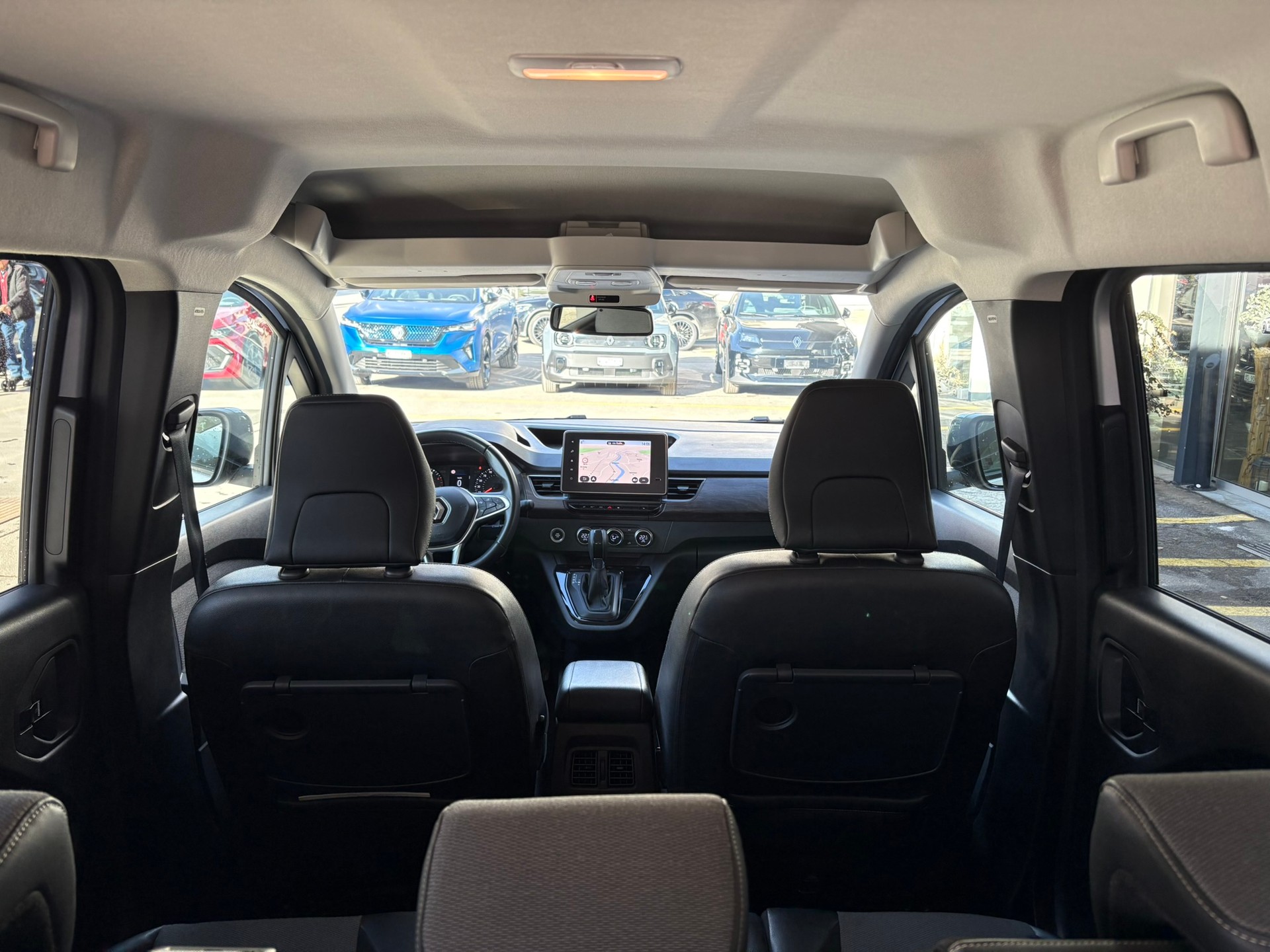 RENAULT Kangoo 1.3 TCe 130Tech. A-image-13