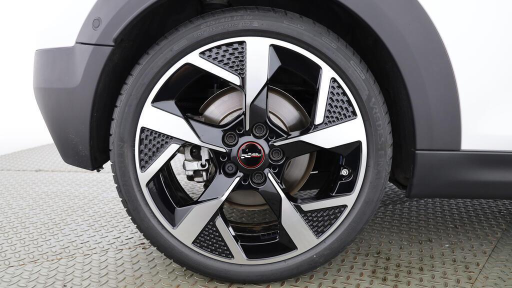 MINI Cooper S Cabrio-image-7