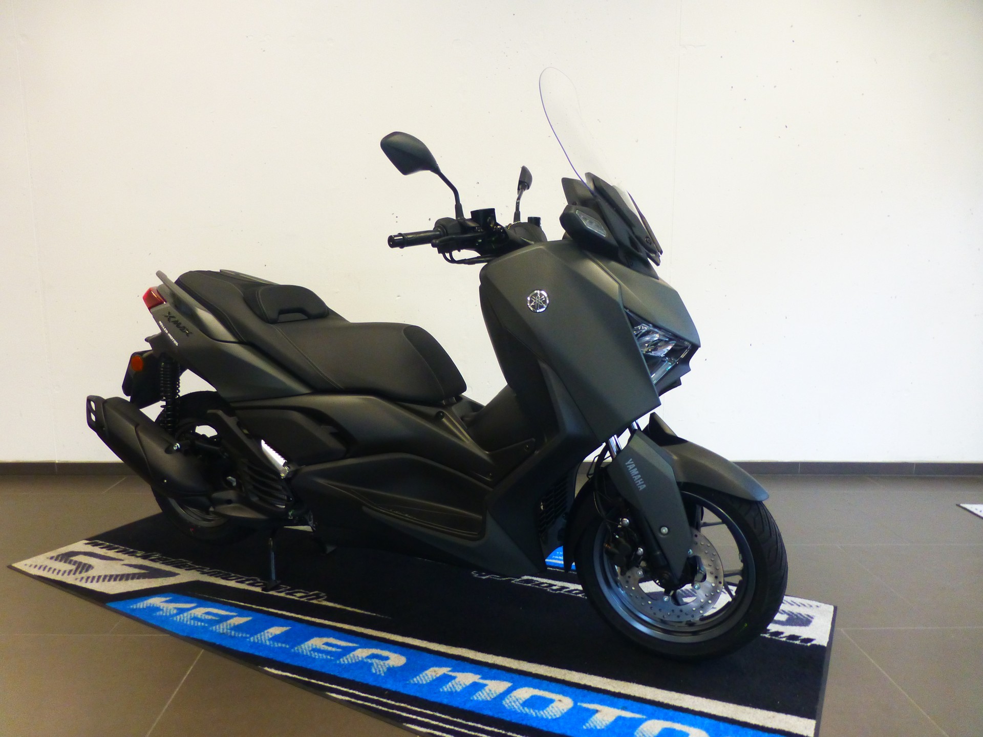 YAMAHA X-Max YP 125-showroom-element-3