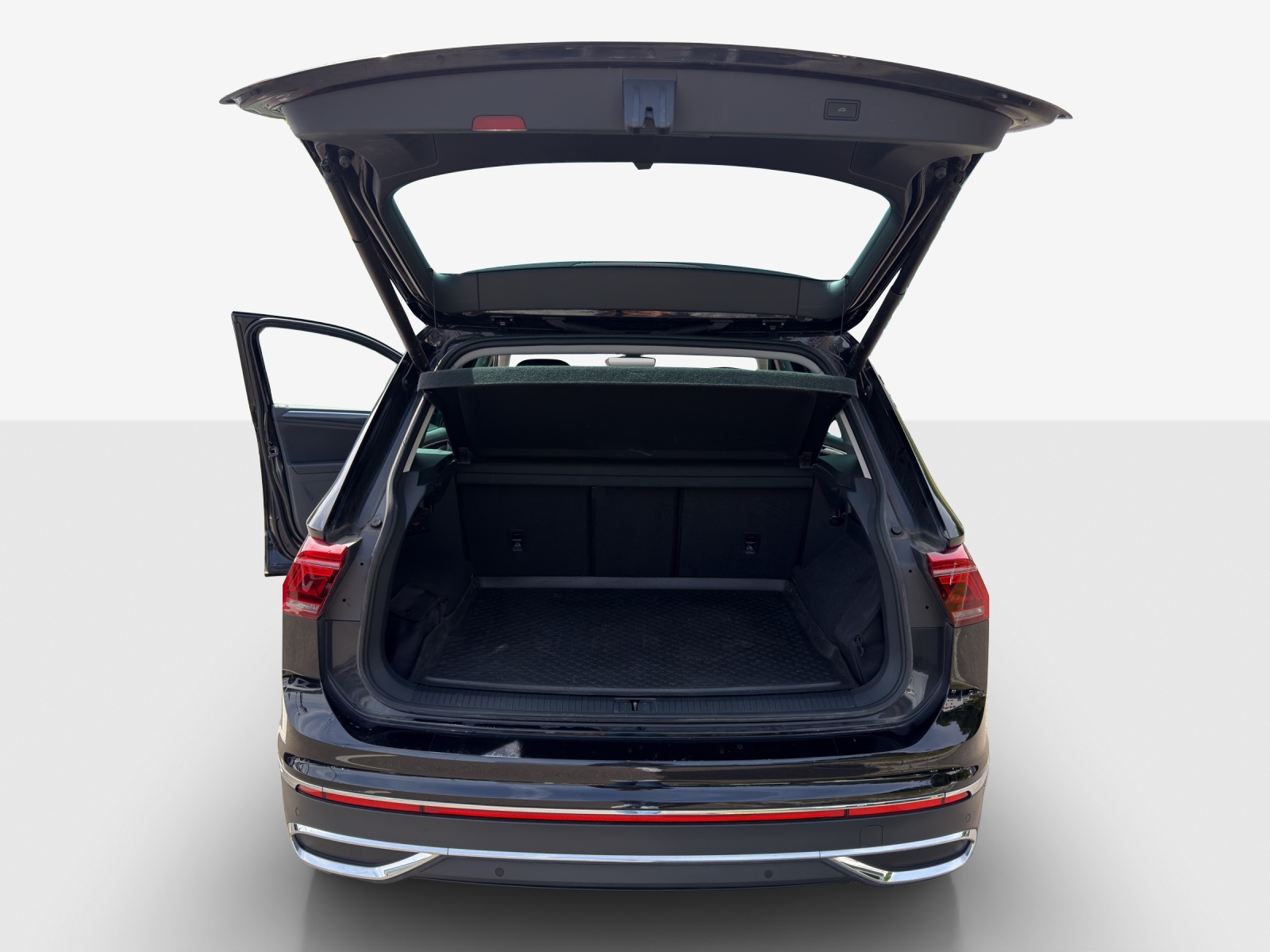 VW Tiguan 2.0 TDI SCR Elegance 4Motion DSG-image-12