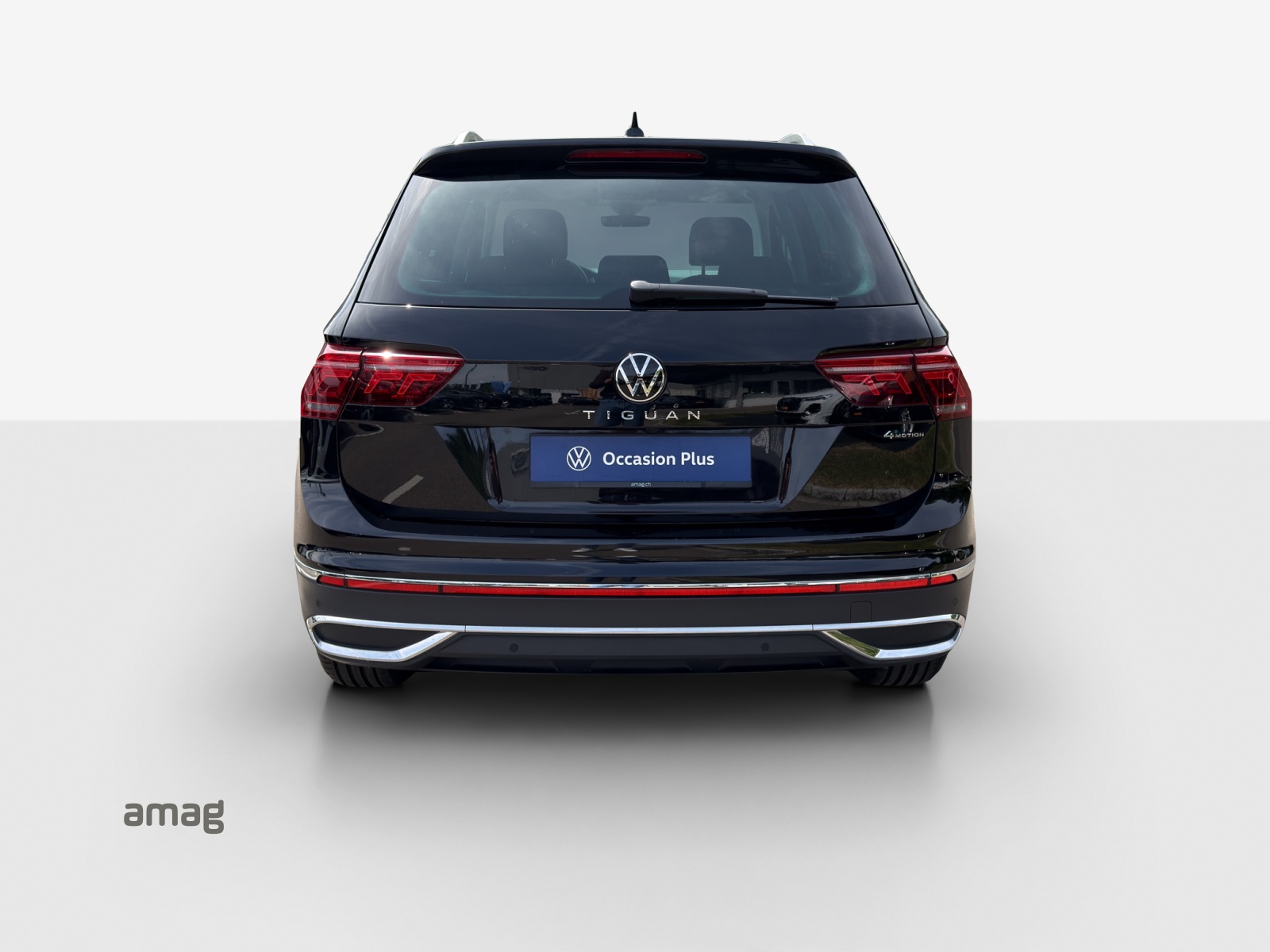 VW Tiguan 2.0 TDI SCR Elegance 4Motion DSG-image-3