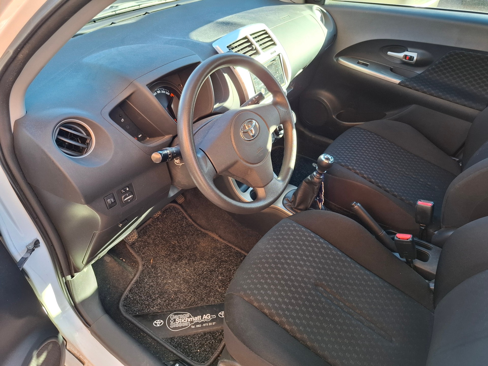 TOYOTA UrbanCruiser 1.33 Dual VVT-i Linea Luna-image-6