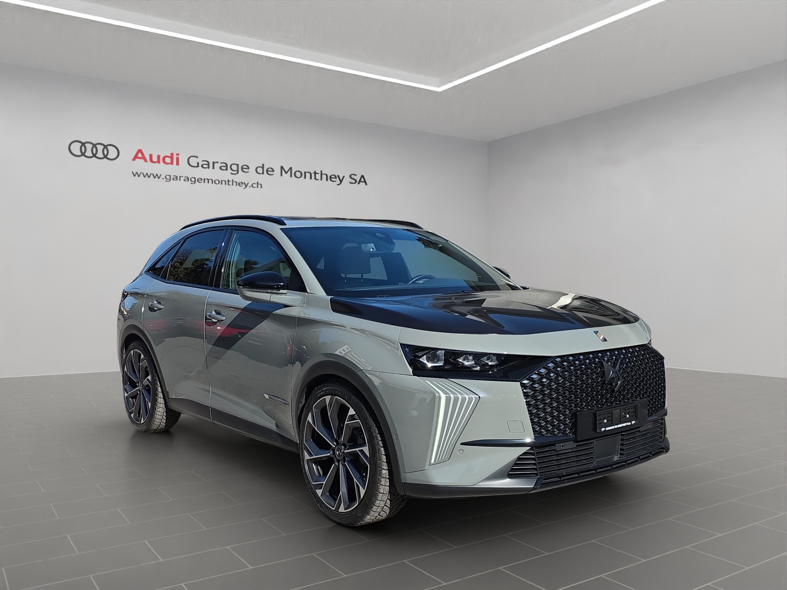 DS AUTOMOBILES DS 7 Crossback E-Tense 360 4x4 La Premiére-image-2