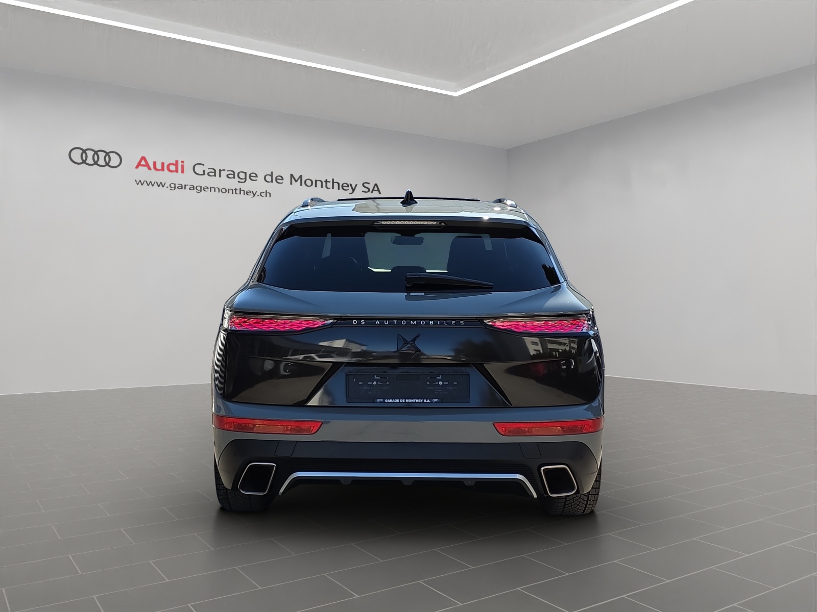 DS AUTOMOBILES DS 7 Crossback E-Tense 360 4x4 La Premiére-image-4