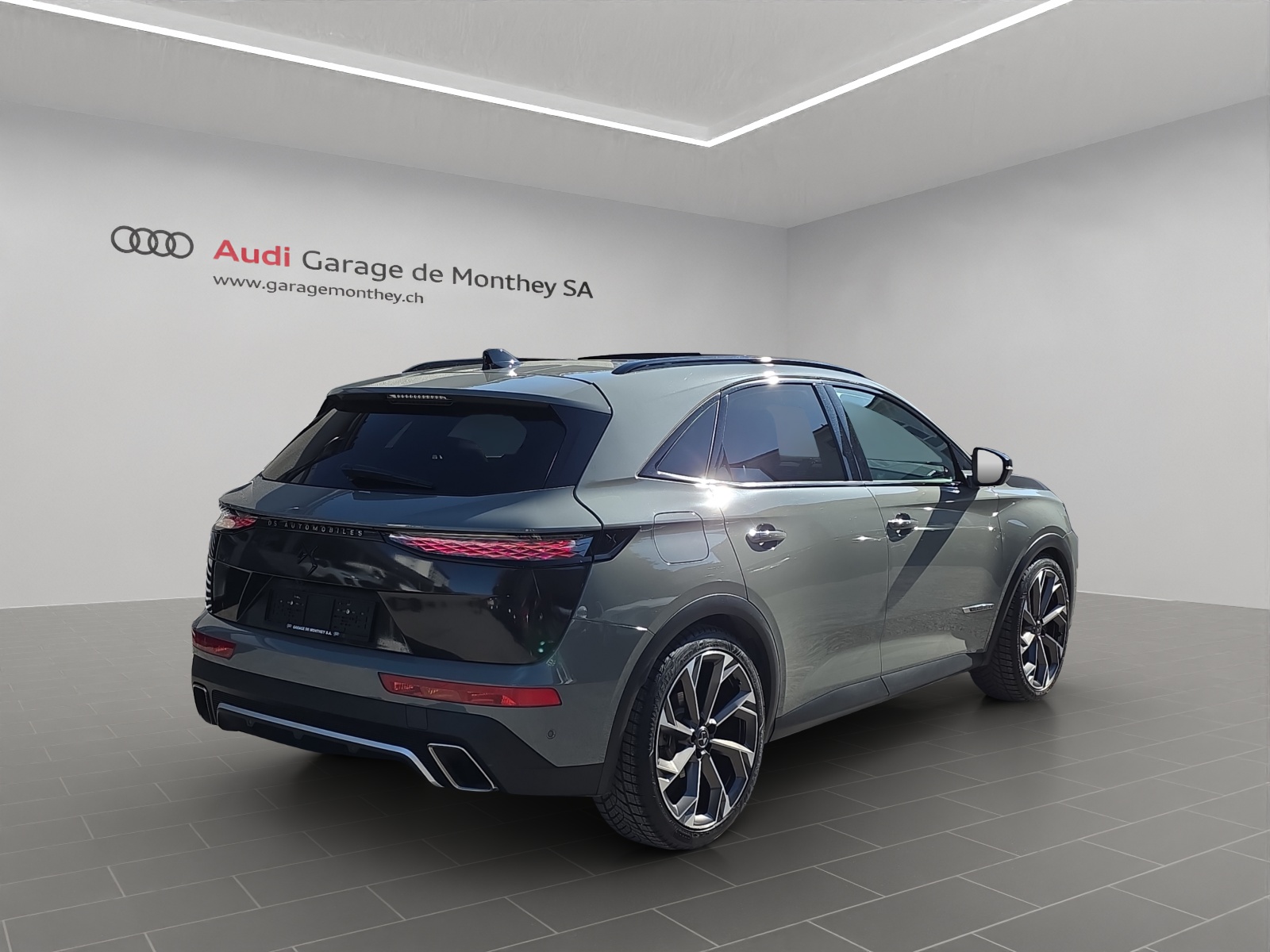 DS AUTOMOBILES DS 7 Crossback E-Tense 360 4x4 La Premiére-image-3