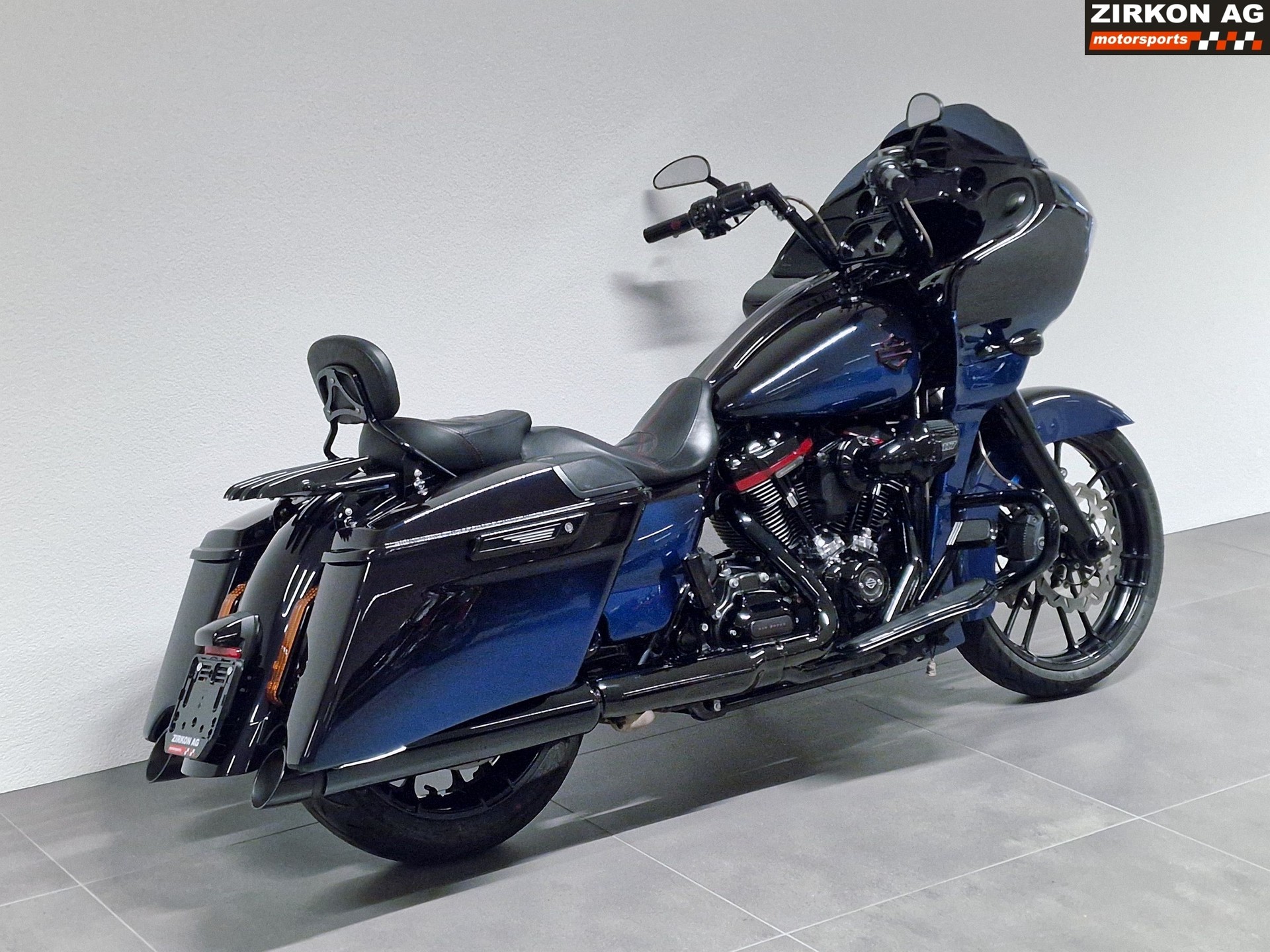 HARLEY-DAVIDSON FLTRXSE Road Glide Special 117 CVO Custom-image-4