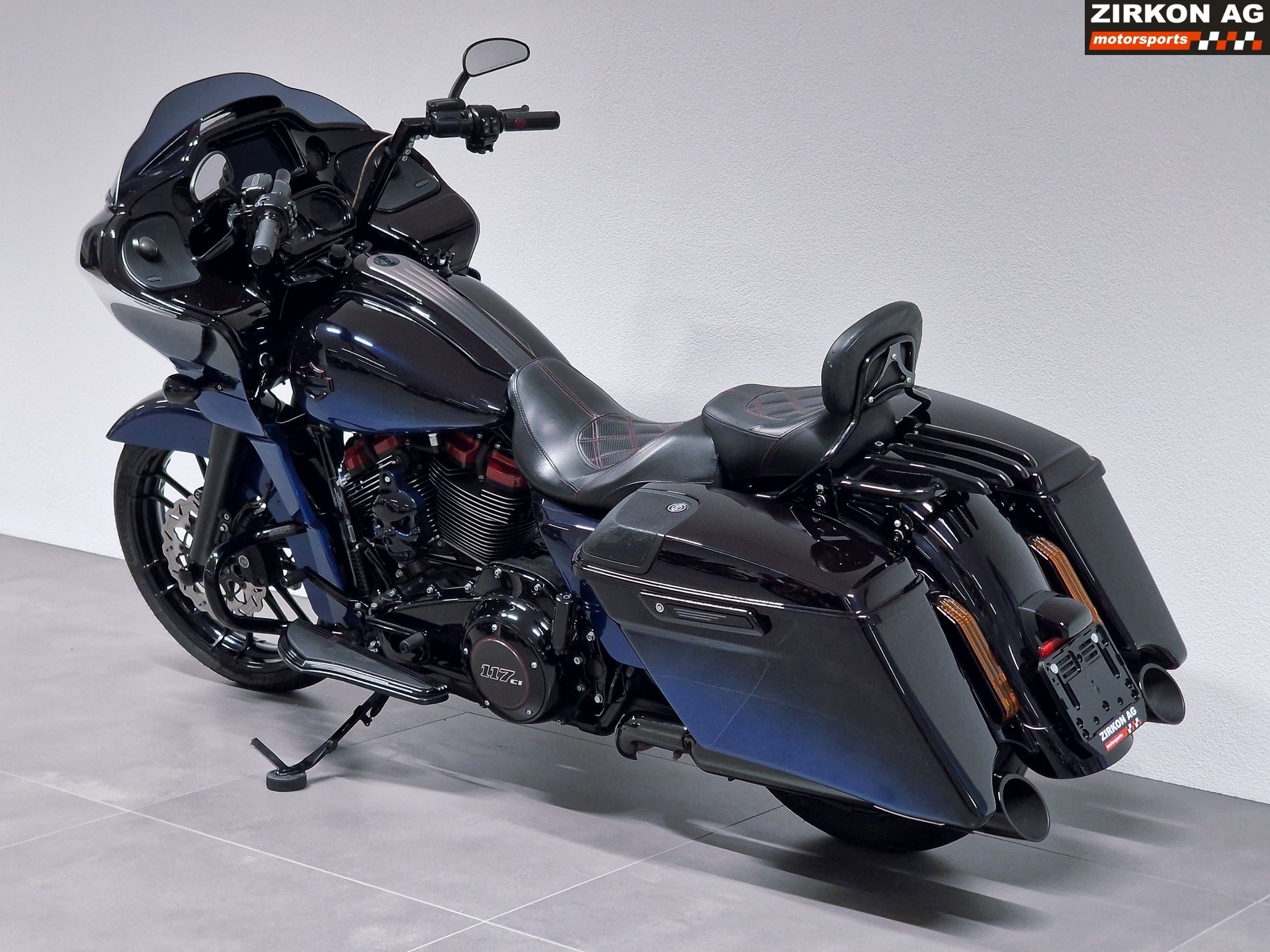 HARLEY-DAVIDSON FLTRXSE Road Glide Special 117 CVO Custom-image-9