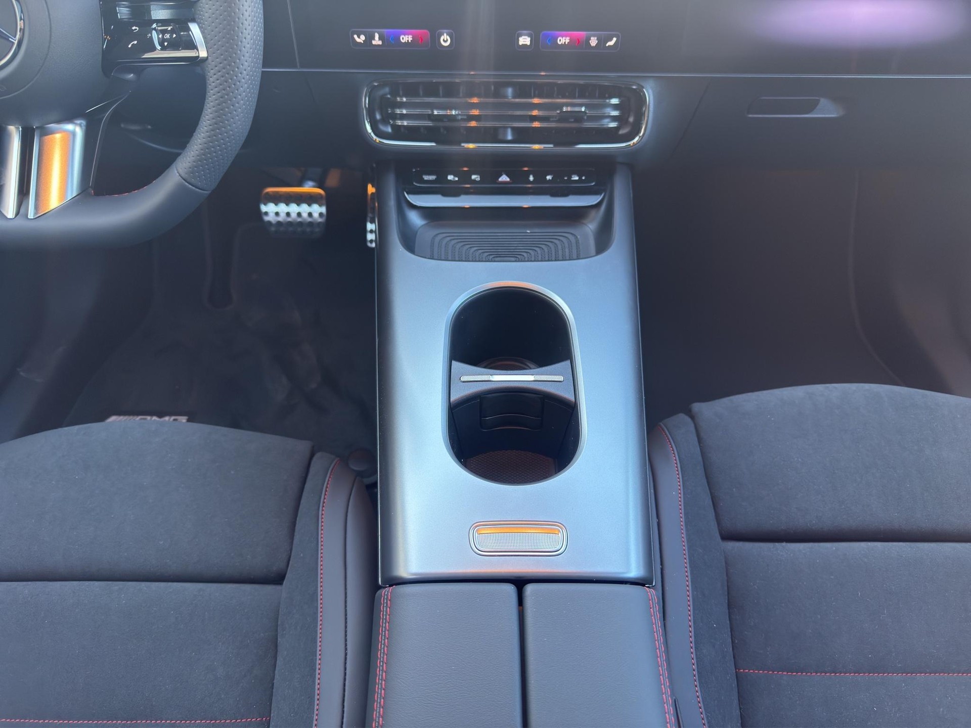 MERCEDES-BENZ CLA 220 AMG Line 4matic-image-13