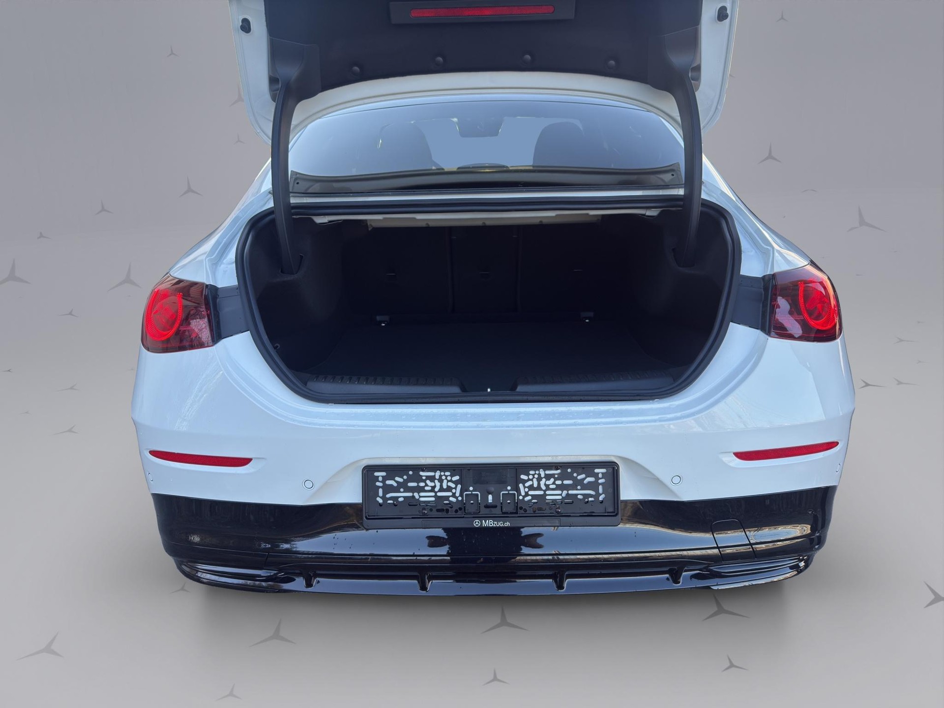 MERCEDES-BENZ CLA 220 AMG Line 4matic-image-17