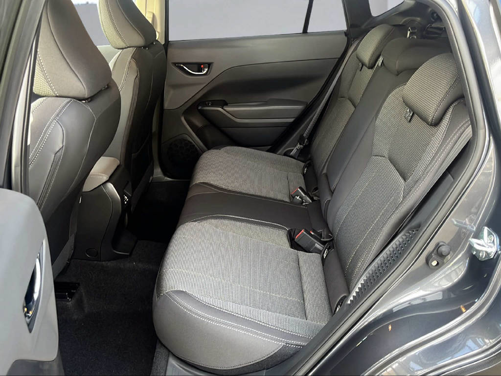 SUBARU Crosstrek 2.0i e-Boxer Swiss Plus 2026 Model-image-9