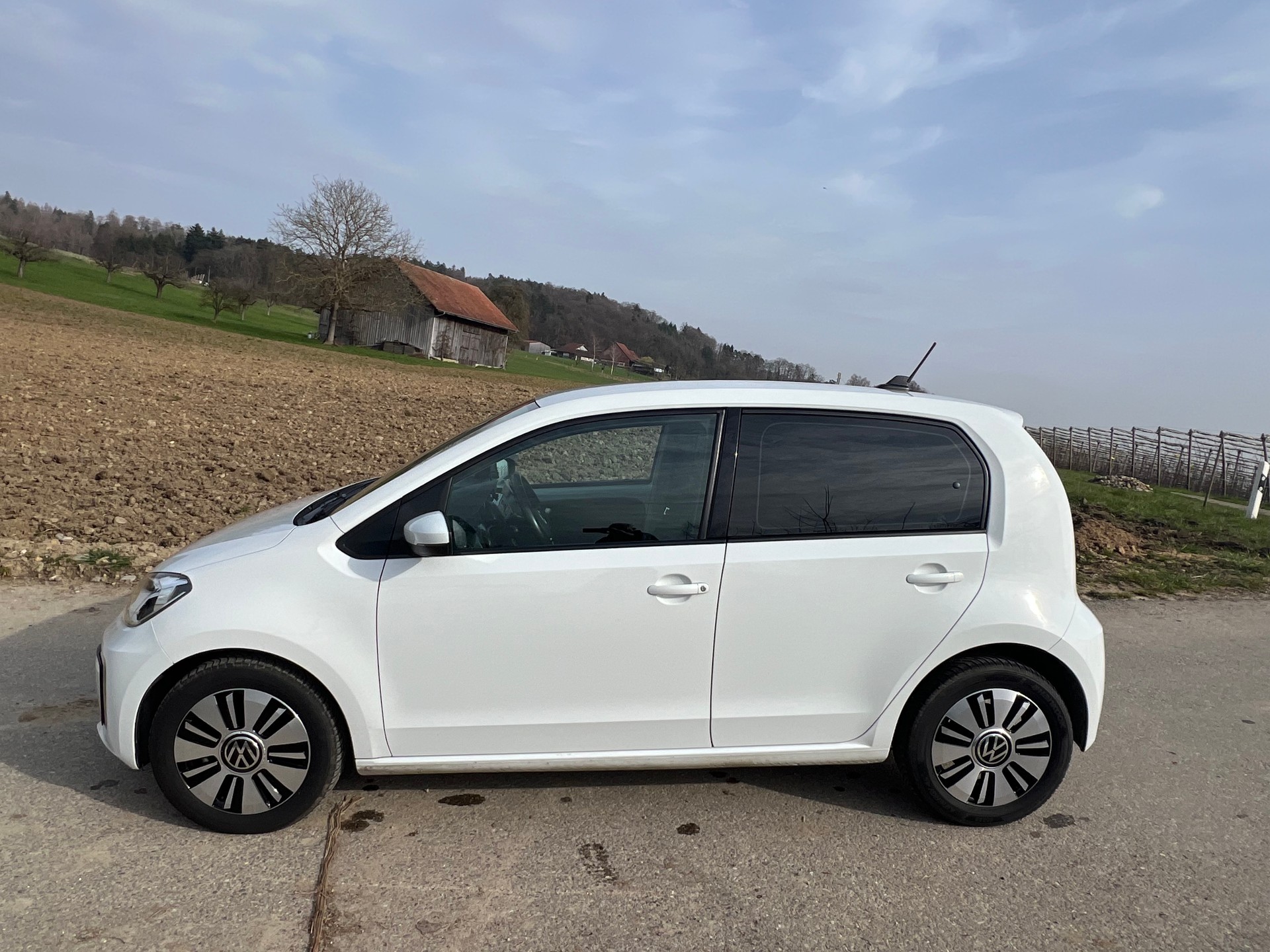 VW e-Up-image-1
