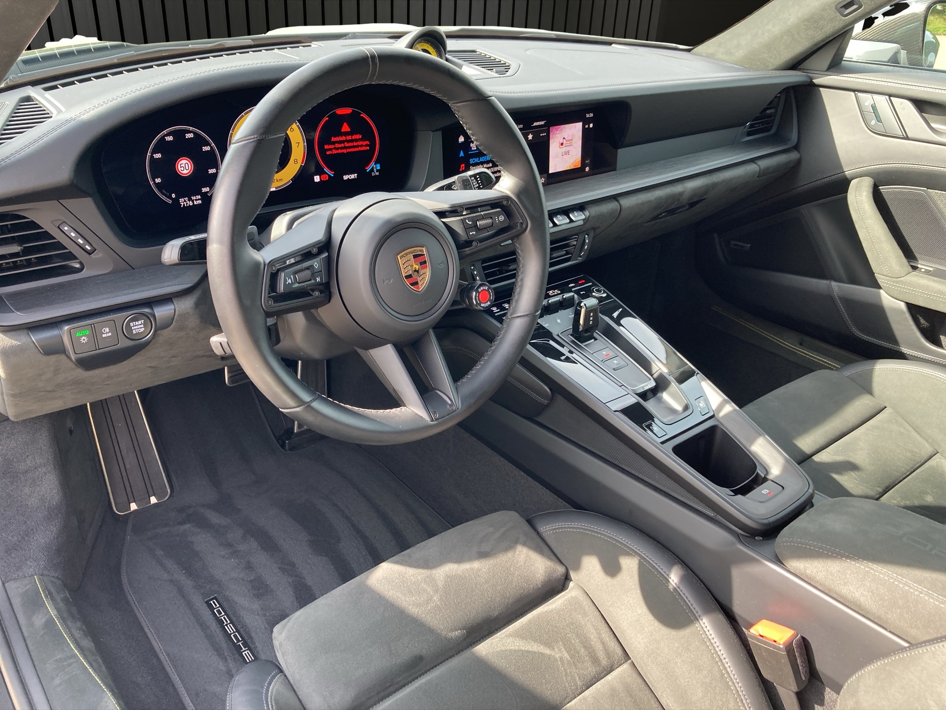 PORSCHE 911 Carrera GTS PDK-image-11
