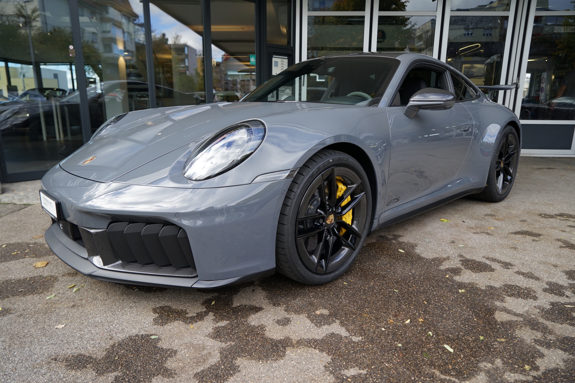 PORSCHE 911 Carrera GTS PDK-image-1