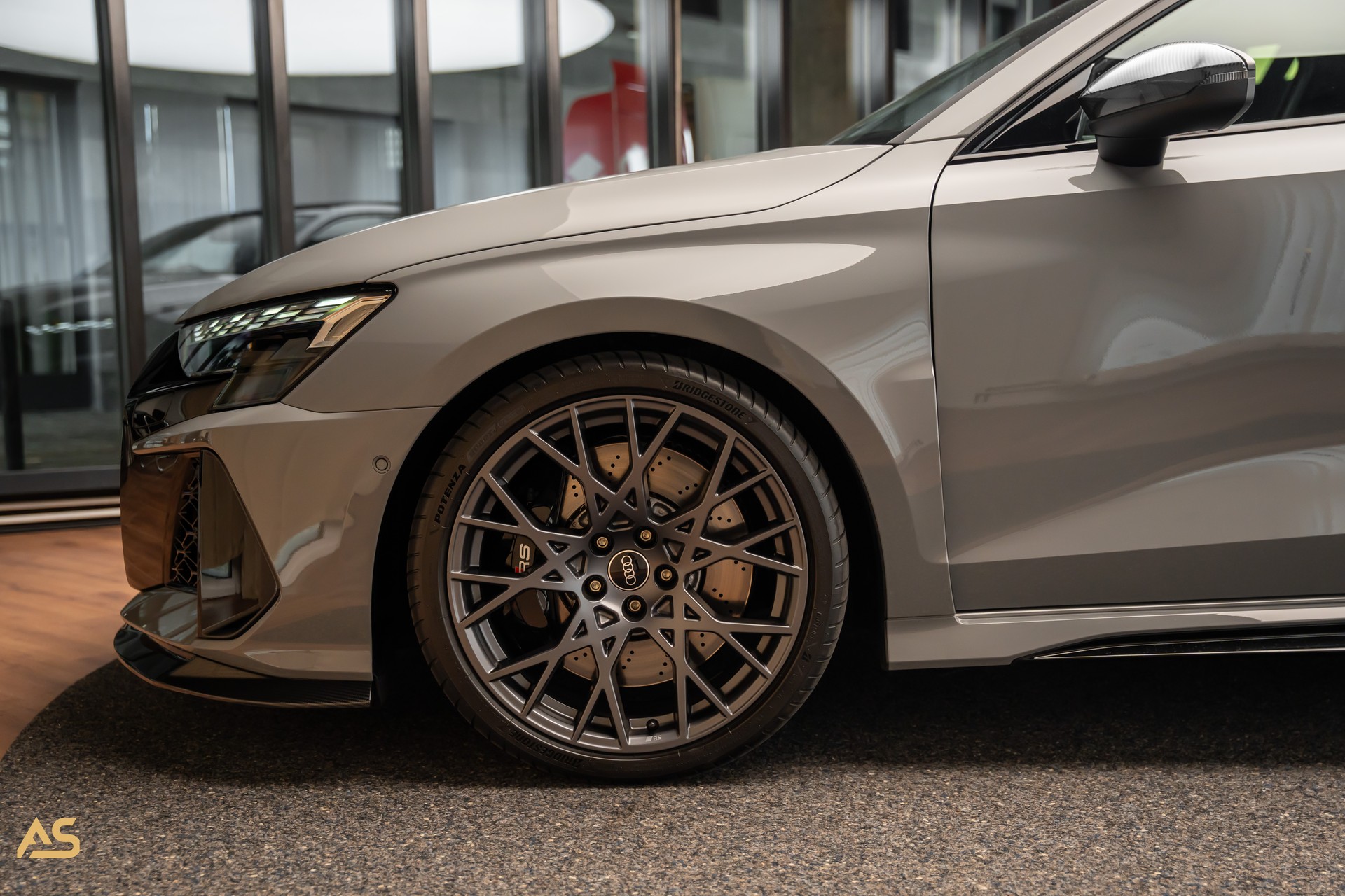 AUDI RS3 Sportback 2.5 TSI Facelift *NARDO* TRAUM | R8-SCHALENSITZE | PANORAMA | CARBON | 280 KMH-showroom-element-3