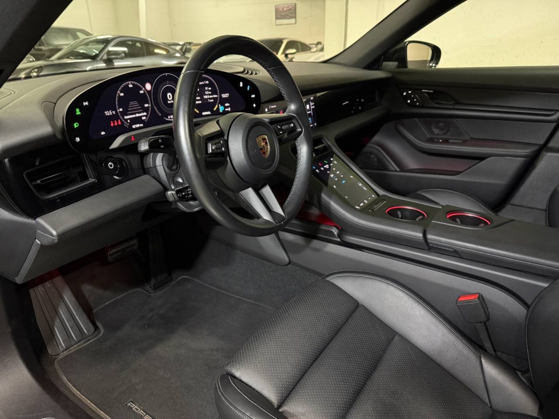 PORSCHE Taycan 4S Cross Turismo (MY23)-image-3