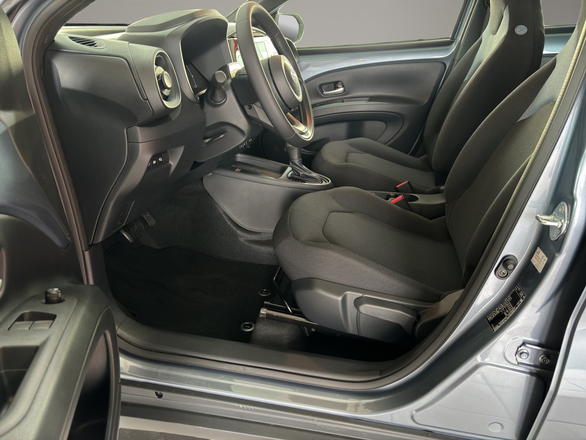 TOYOTA Aygo X 1.5 VVT-i HSD Trend e-CVT-image-18