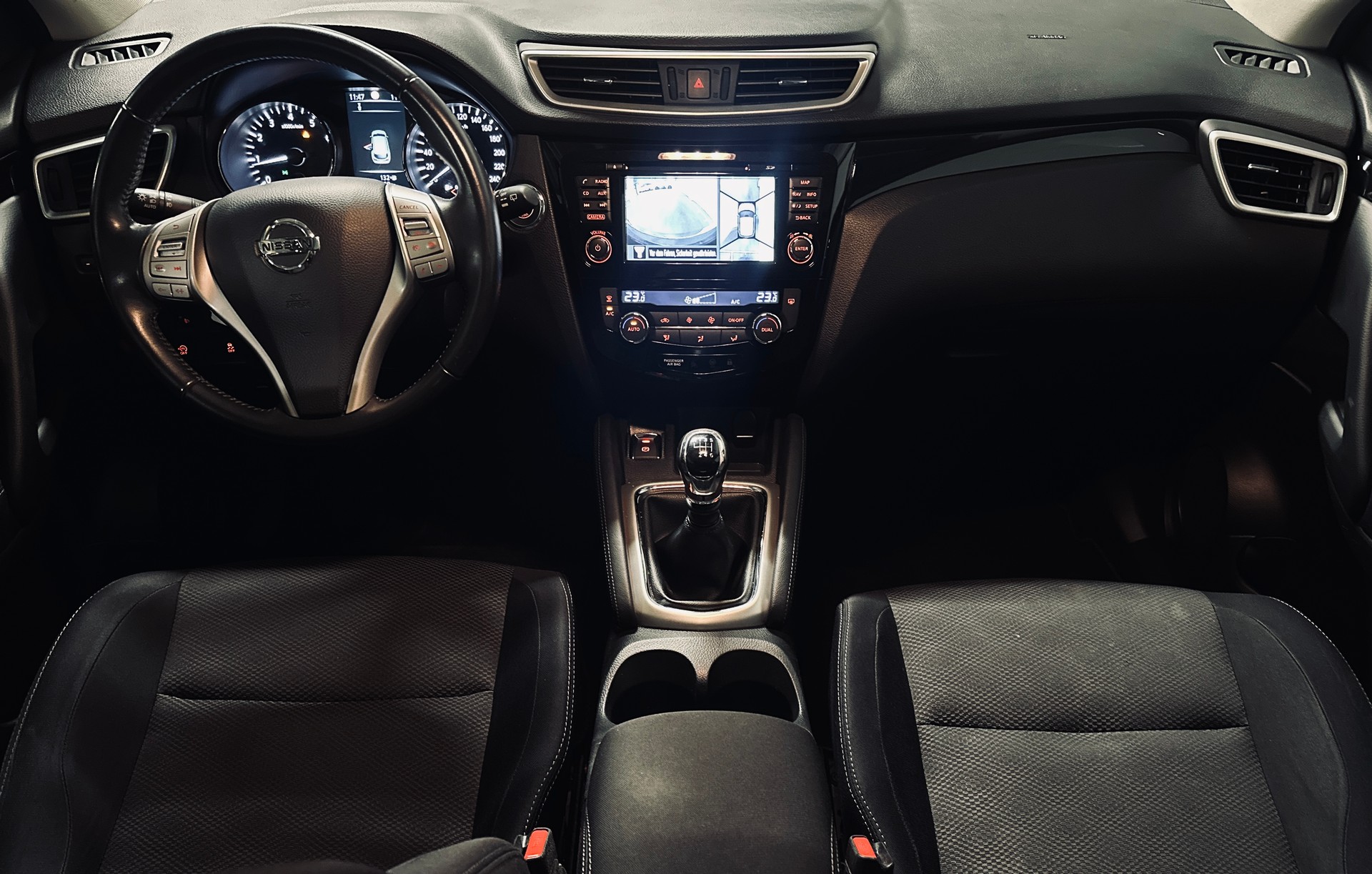 NISSAN Qashqai 1.6 DIG-T 360°-image-8