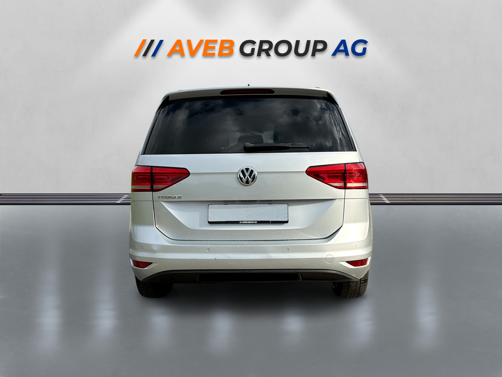 VW Touran 1.6 TDI BlueMotion Technology Sound DSG-image-5