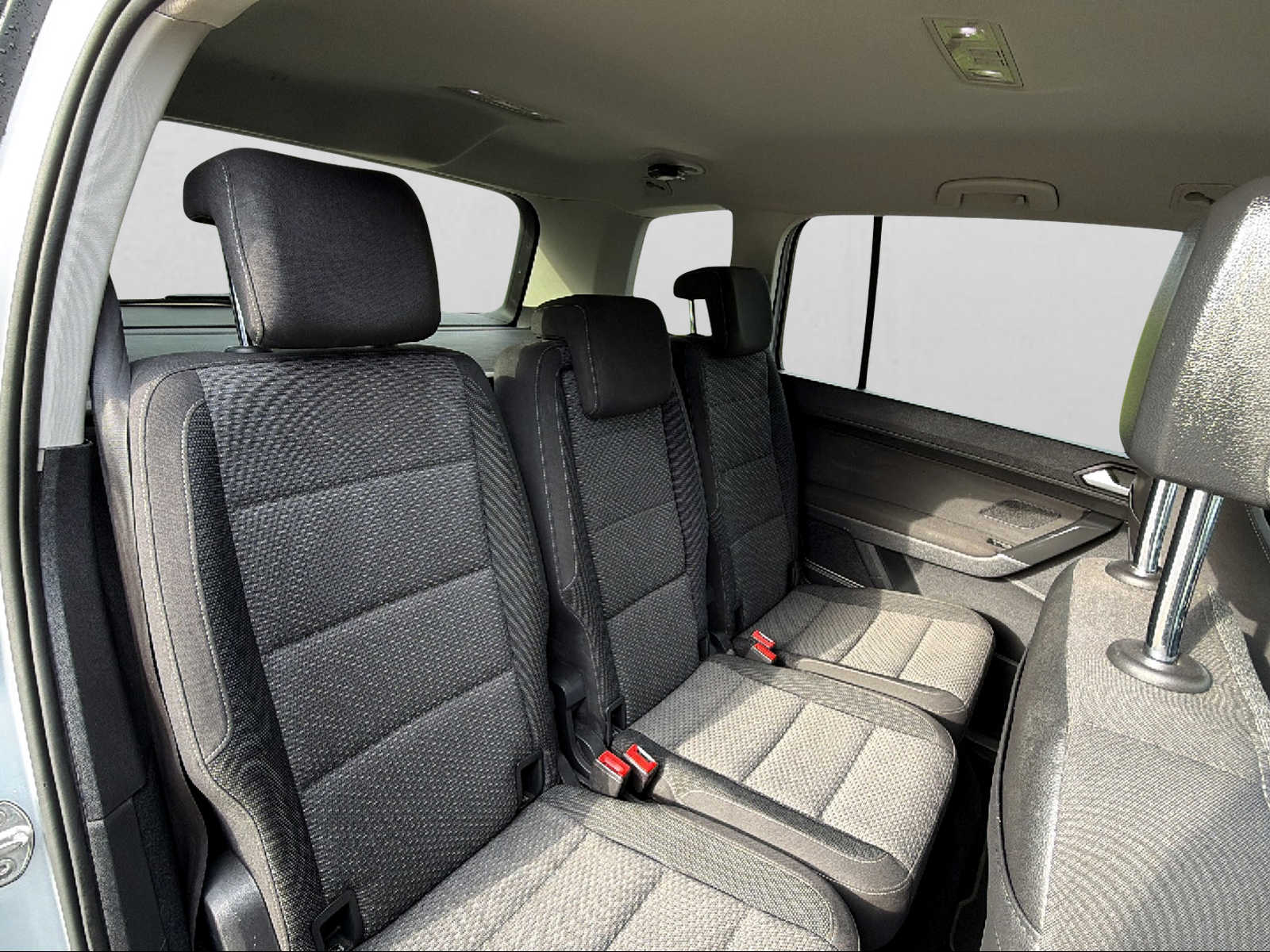 VW Touran 1.6 TDI BlueMotion Technology Sound DSG-image-15