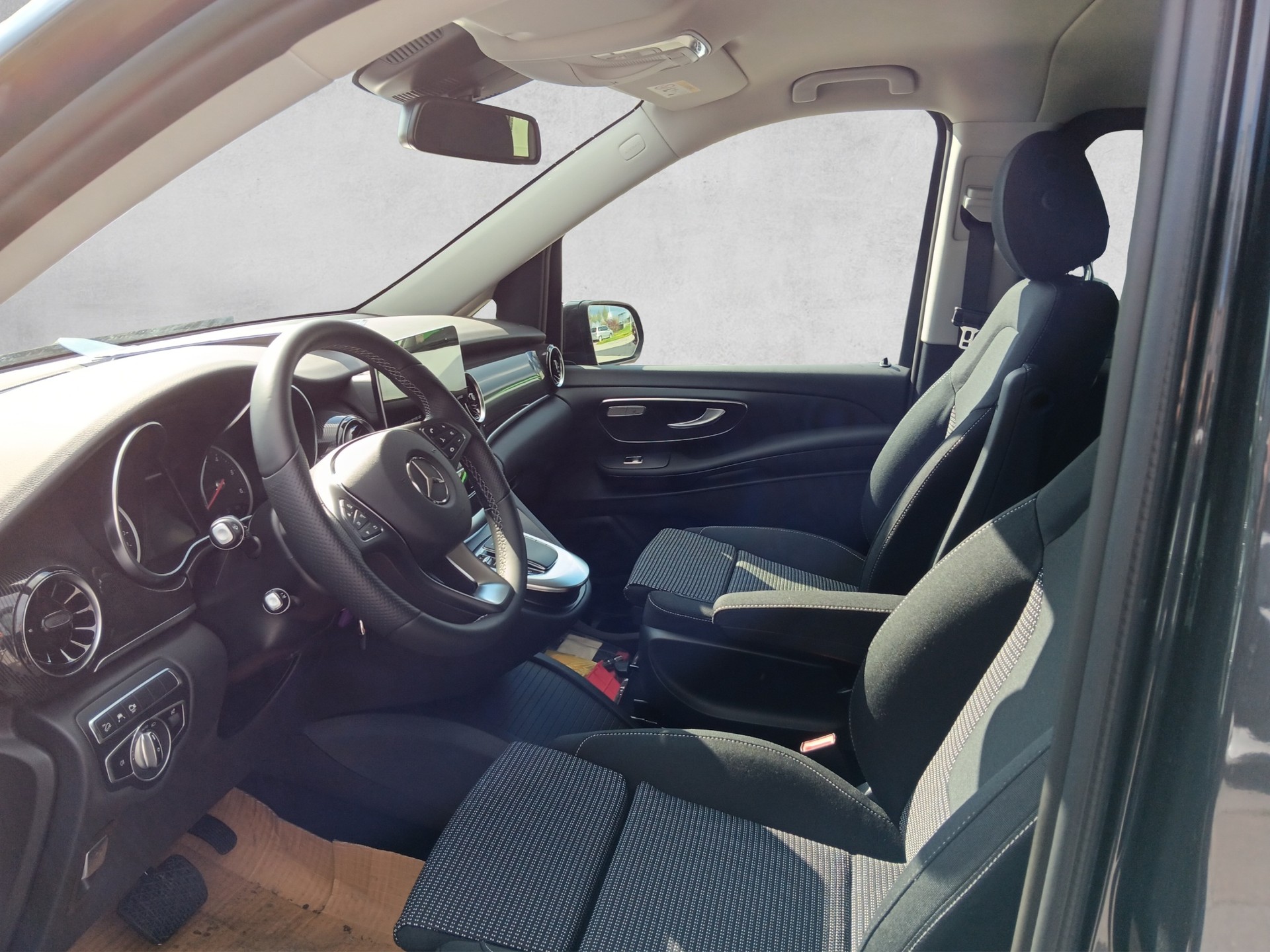 MERCEDES-BENZ V 250 d Trend 3200mm L 4m 9G Tronic-image-7