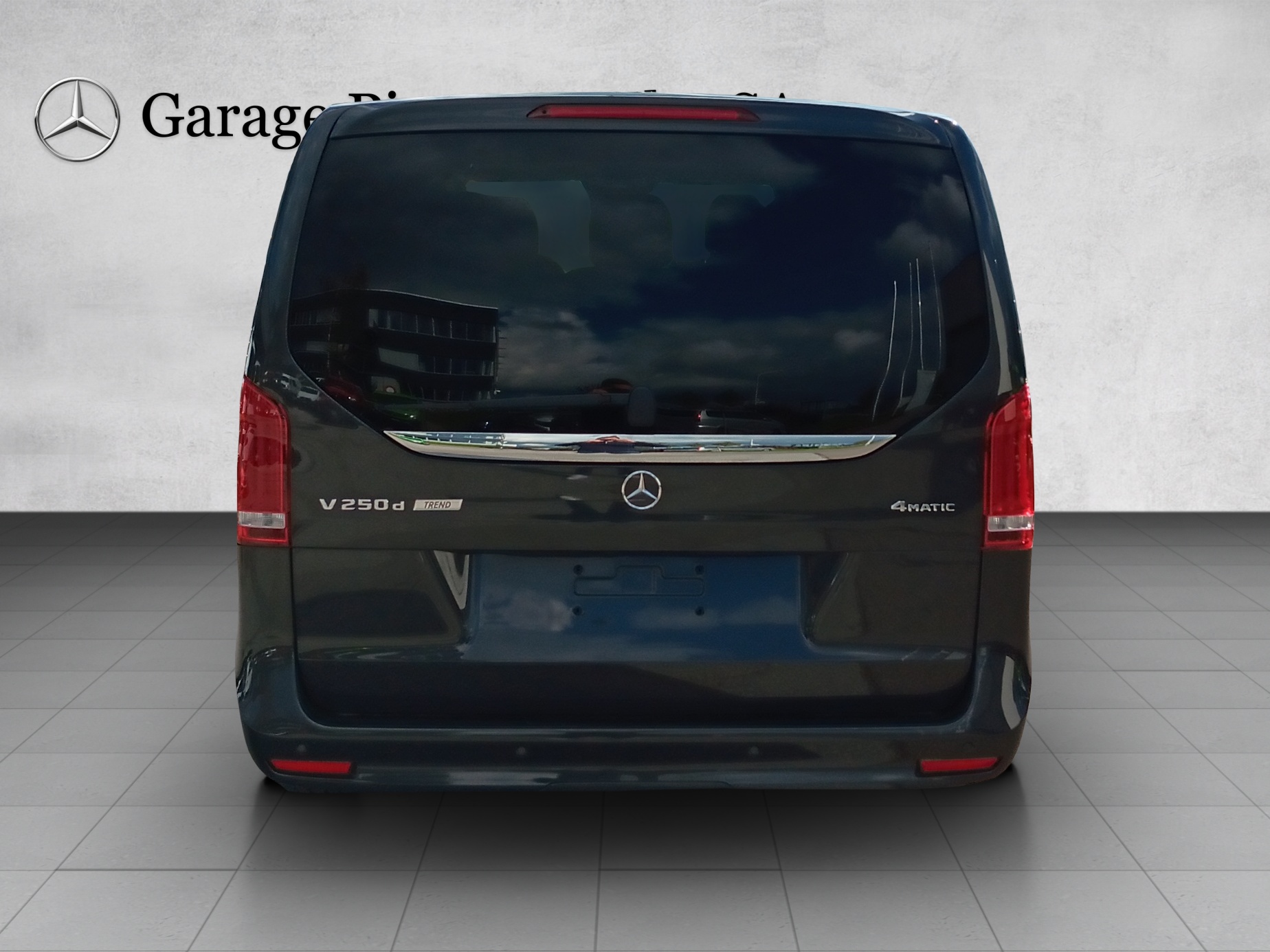MERCEDES-BENZ V 250 d Trend 3200mm L 4m 9G Tronic-image-4