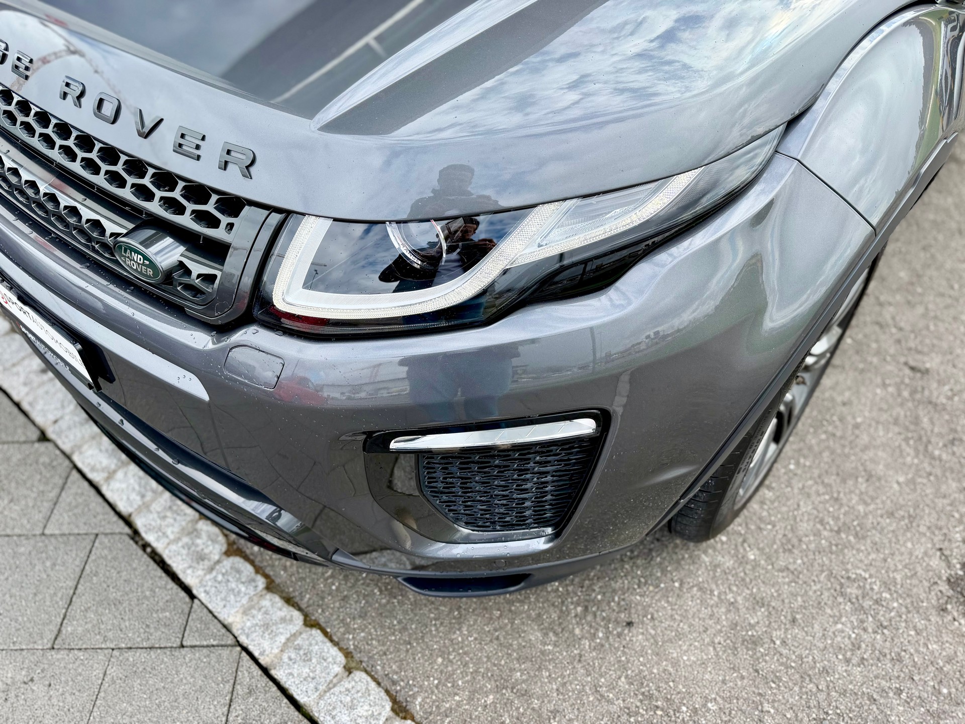 LAND ROVER Range Rover Evoque 2.0 TD4 HSE AT9-image-4