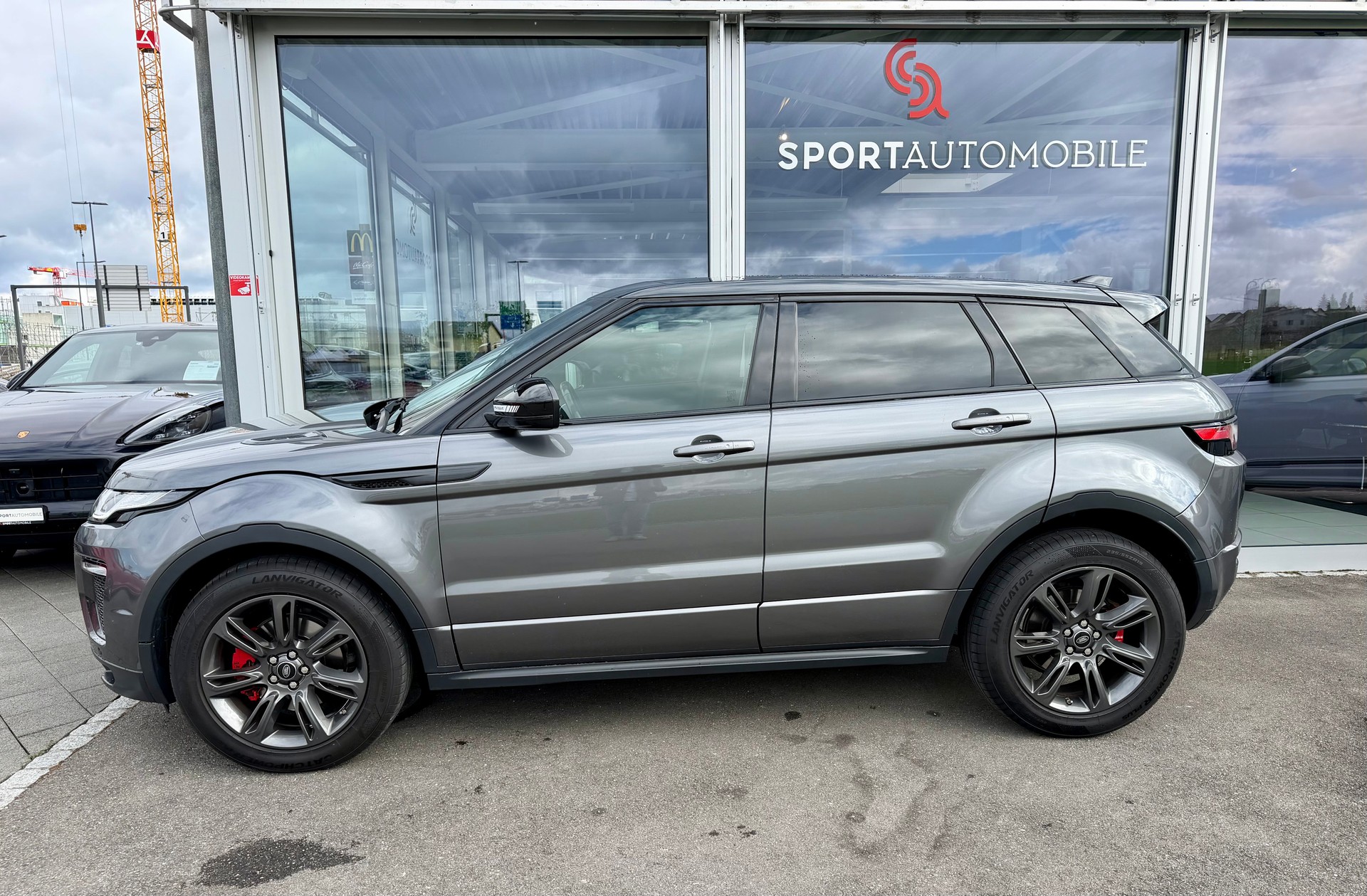 LAND ROVER Range Rover Evoque 2.0 TD4 HSE AT9-image-10