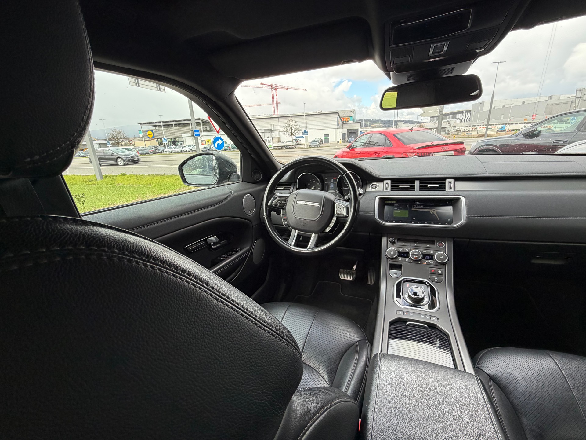 LAND ROVER Range Rover Evoque 2.0 TD4 HSE AT9-image-15