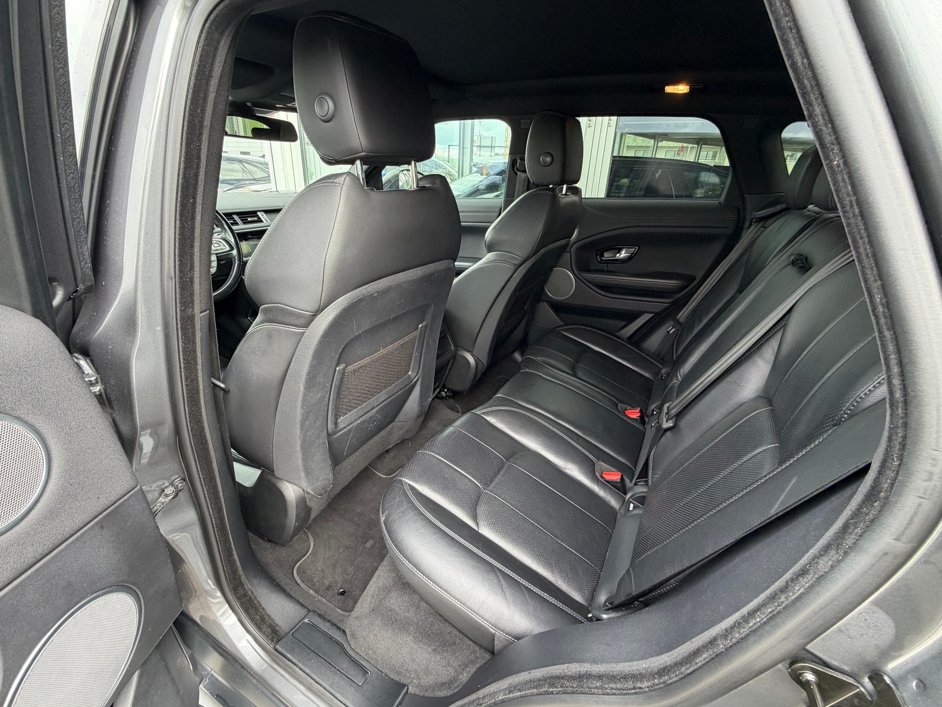 LAND ROVER Range Rover Evoque 2.0 TD4 HSE AT9-image-11