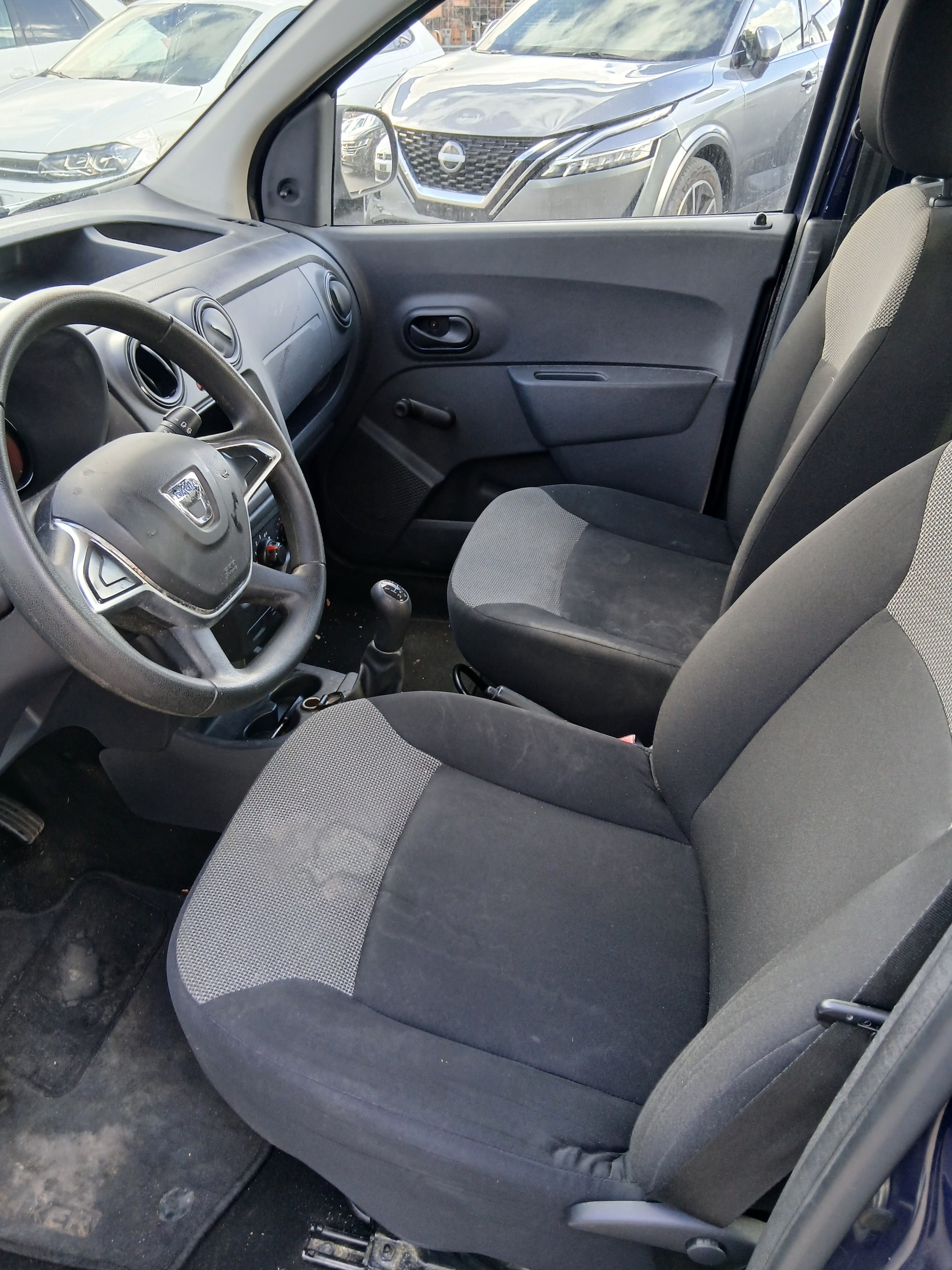 DACIA Dokker 1.6 16V-image-7