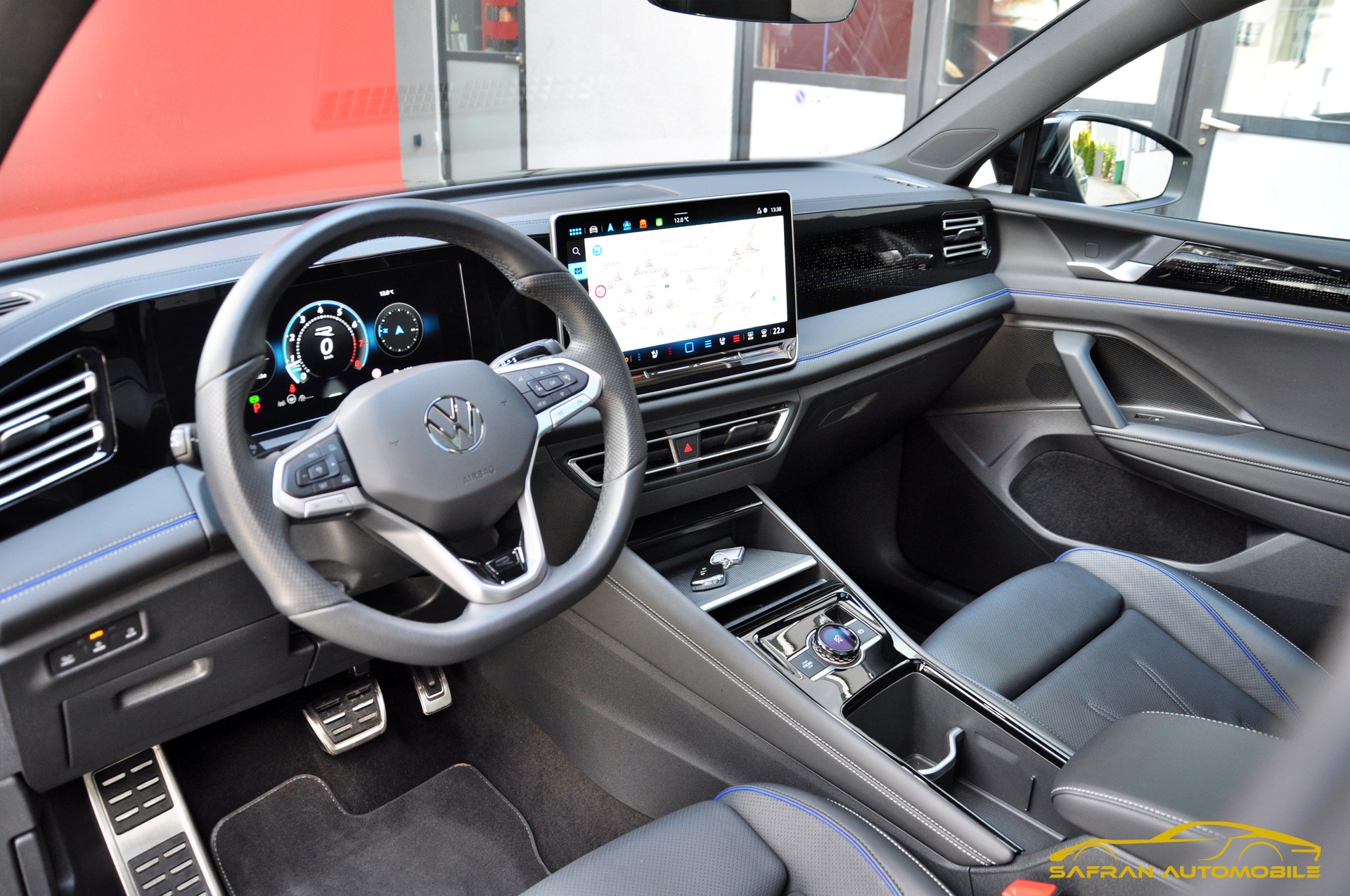 VW Tiguan 2.0 TSI DSG R-Line 4Motion-image-7
