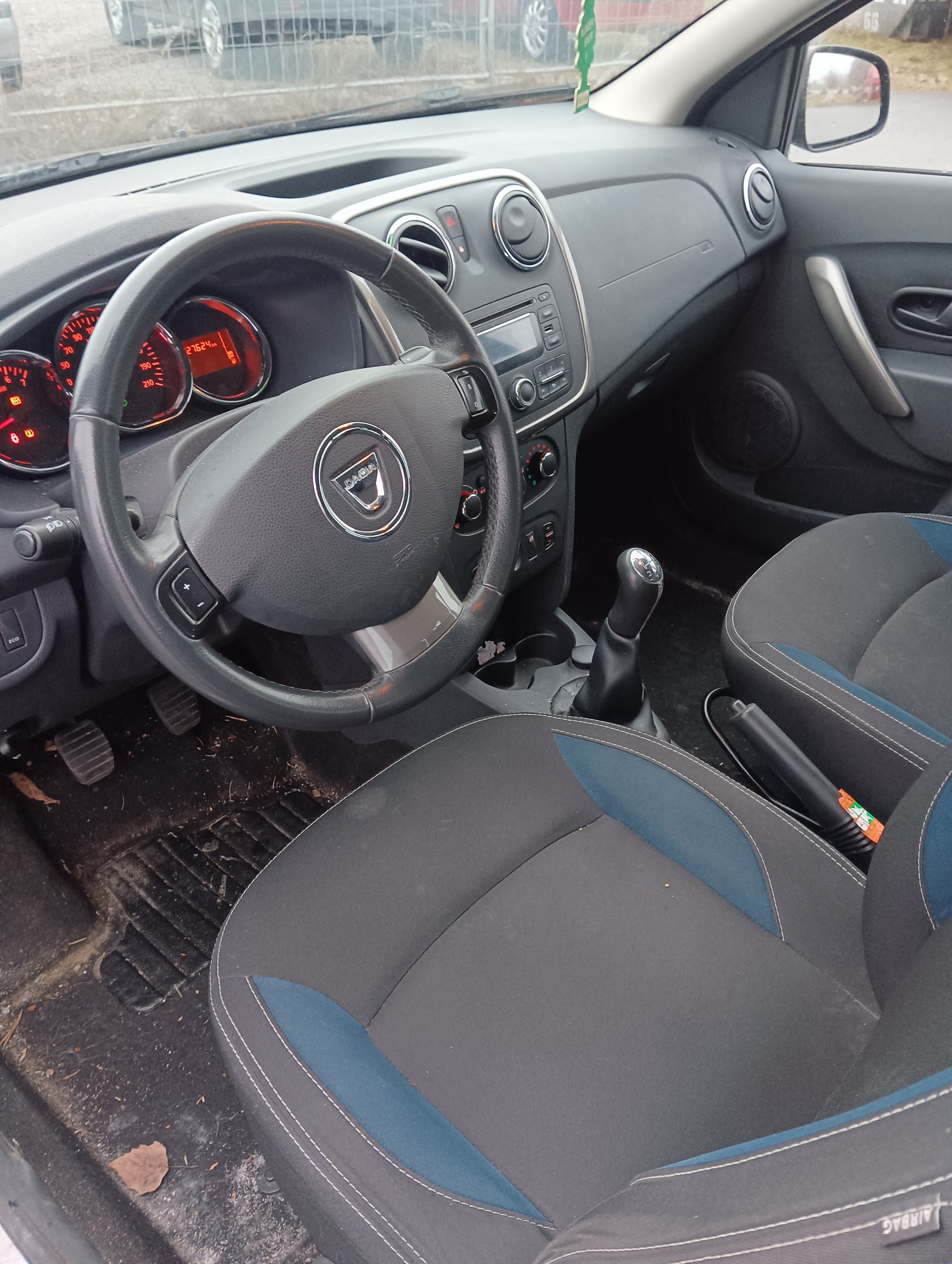 DACIA Logan MCV 0.9 Lauréate-image-1