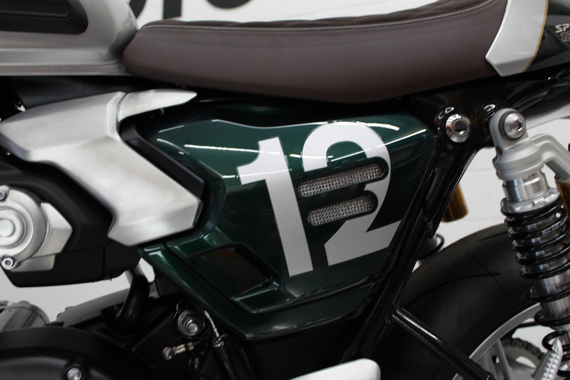 TRIUMPH Speed Twin 1200 Cafe Racer-image-4