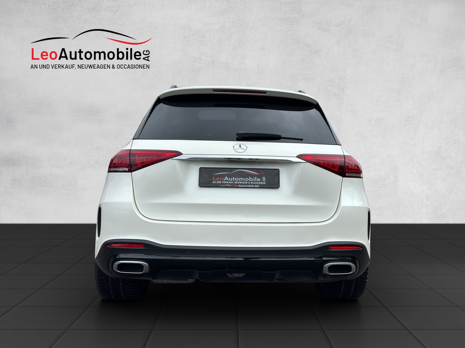 MERCEDES-BENZ GLE 400 d 4Matic AMG Line 9G-Tronic-showroom-element-3