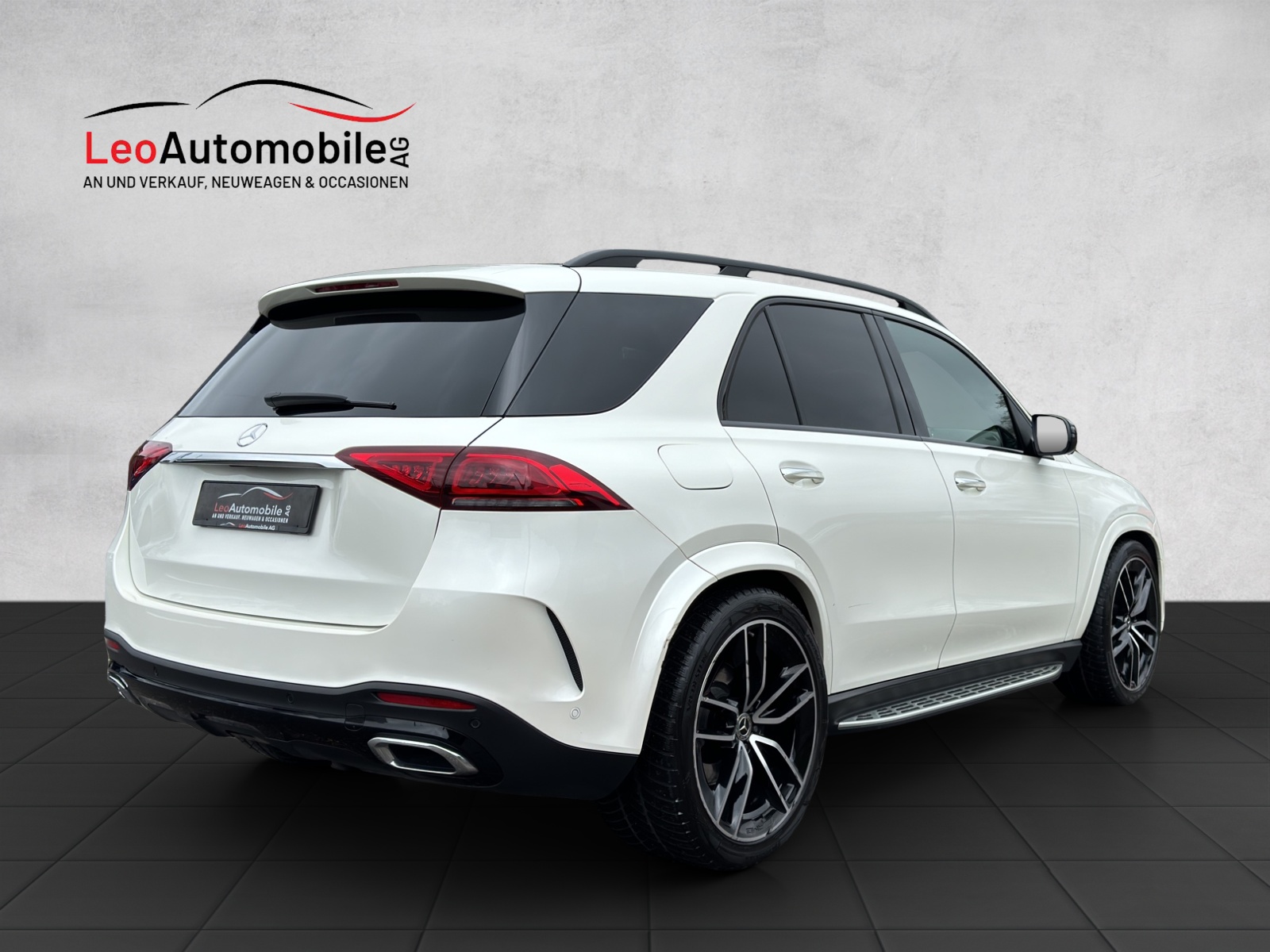 MERCEDES-BENZ GLE 400 d 4Matic AMG Line 9G-Tronic-image-4
