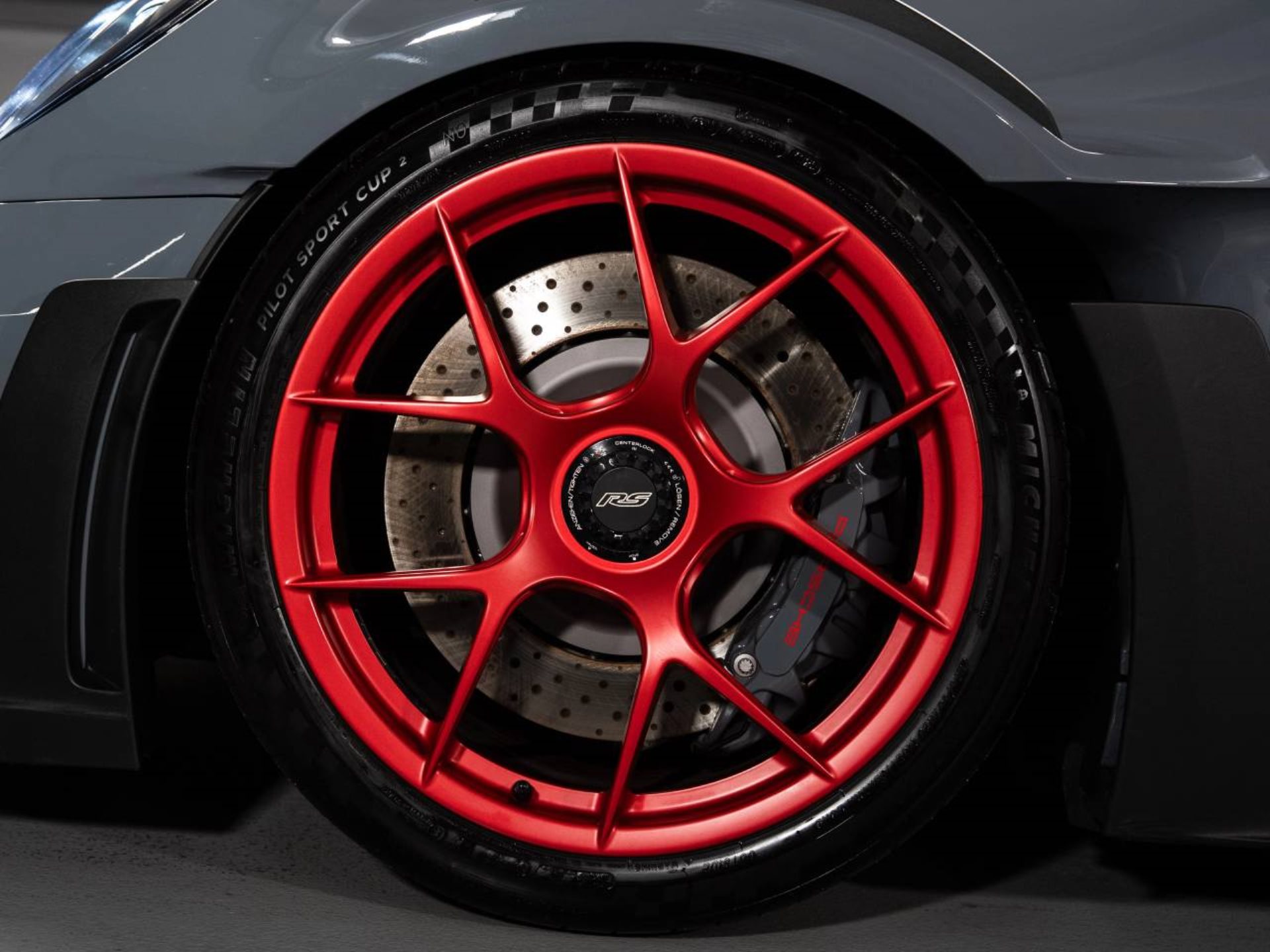PORSCHE 911 GT3 RS (MY23)-image-25