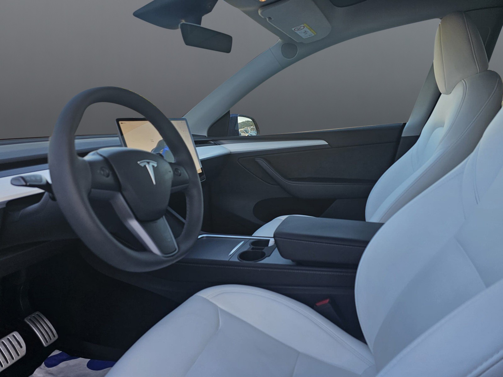 TESLA Model Y Performance-image-12