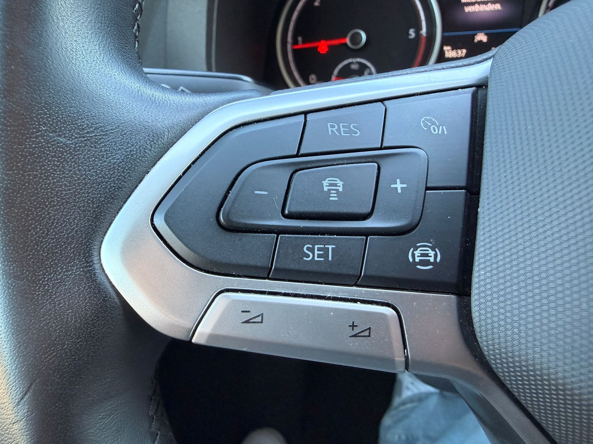 VW Knaus Tourer VAN 500 LT-image-23