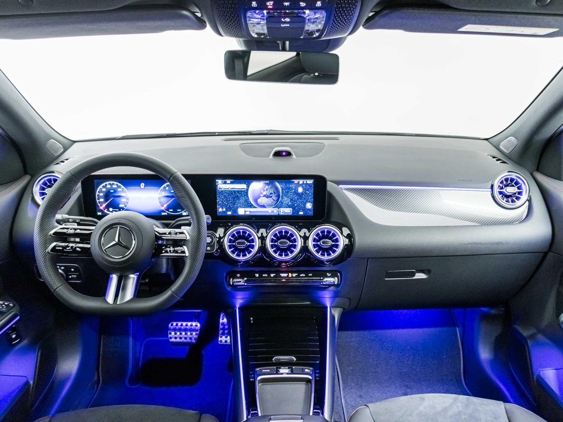 MERCEDES-BENZ GLA 200 Night Star-image-9