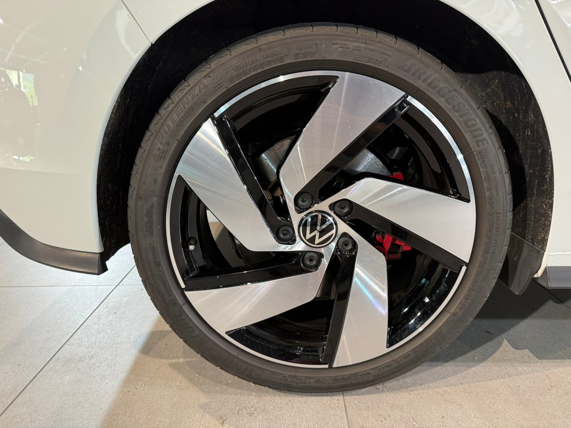 VW Golf 2.0 TSI GTI DSG-image-9