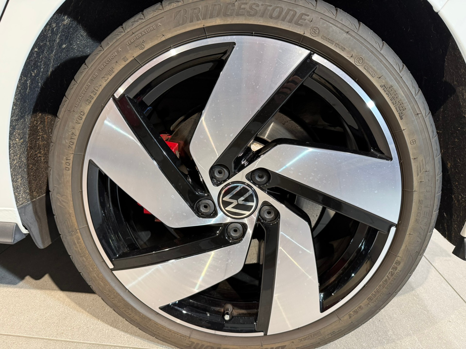 VW Golf 2.0 TSI GTI DSG-image-10