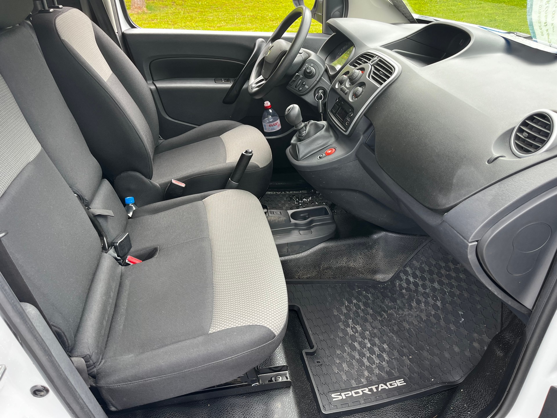 RENAULT Kangoo Medium dCi 110 ENERGY Business-image-11