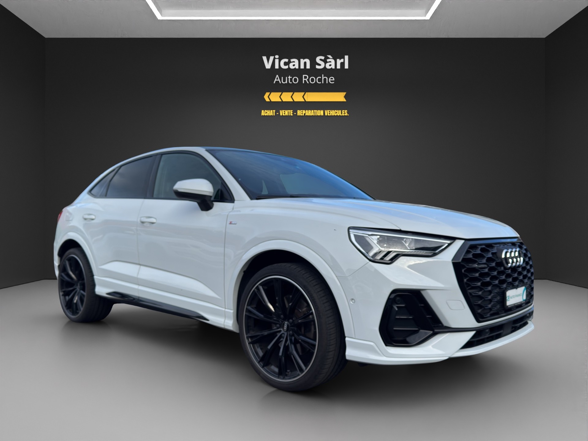 AUDI Q3 Sportback 40 TDI S line Attraction quattro S-tronic-image-2