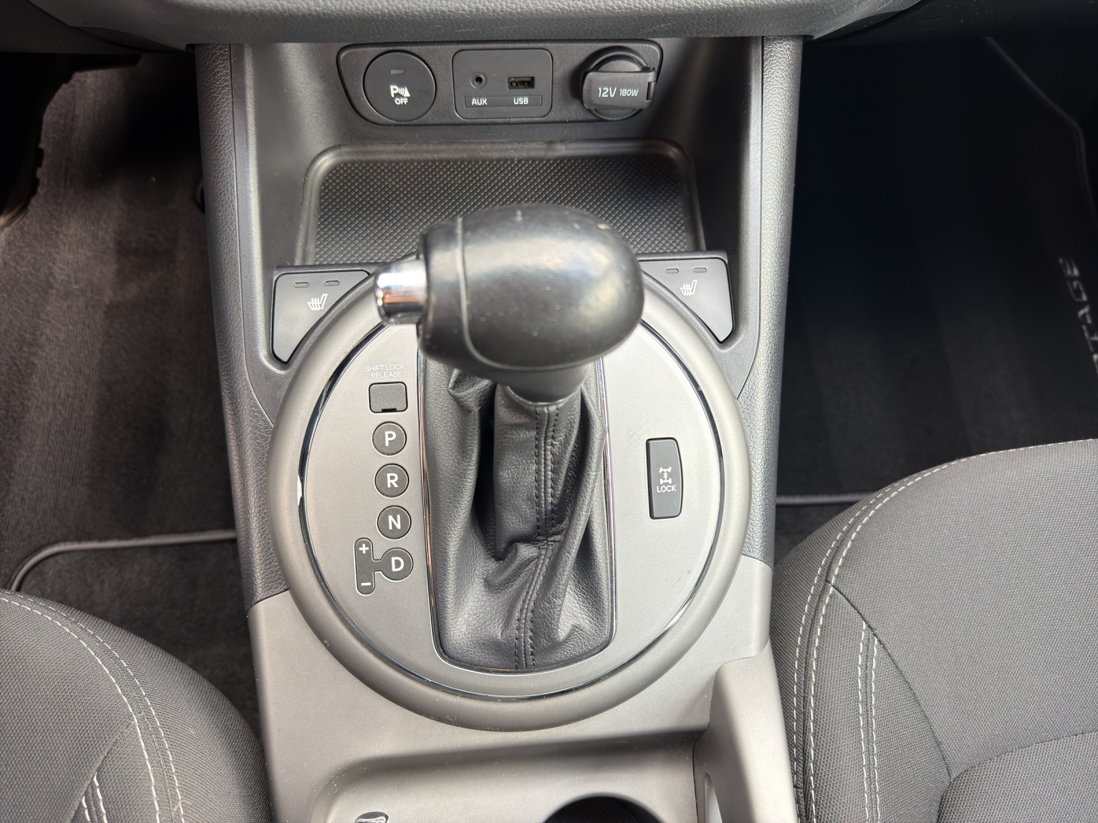 KIA Sportage 2.0 CRDi Trend 4WD Automatic-image-23