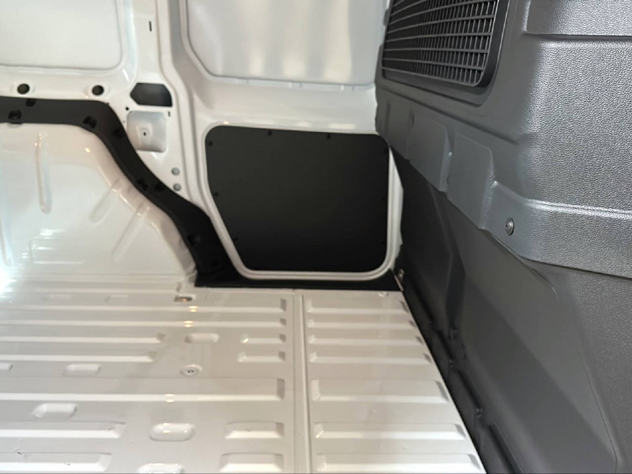 FORD Transit Connect Kaw. 2.0 EcoBlue 122 Trend-image-13
